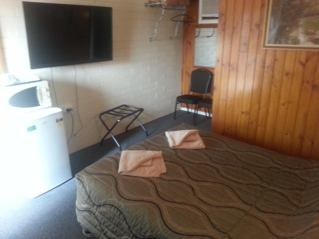 Nhill Oasis Motel Luaran gambar