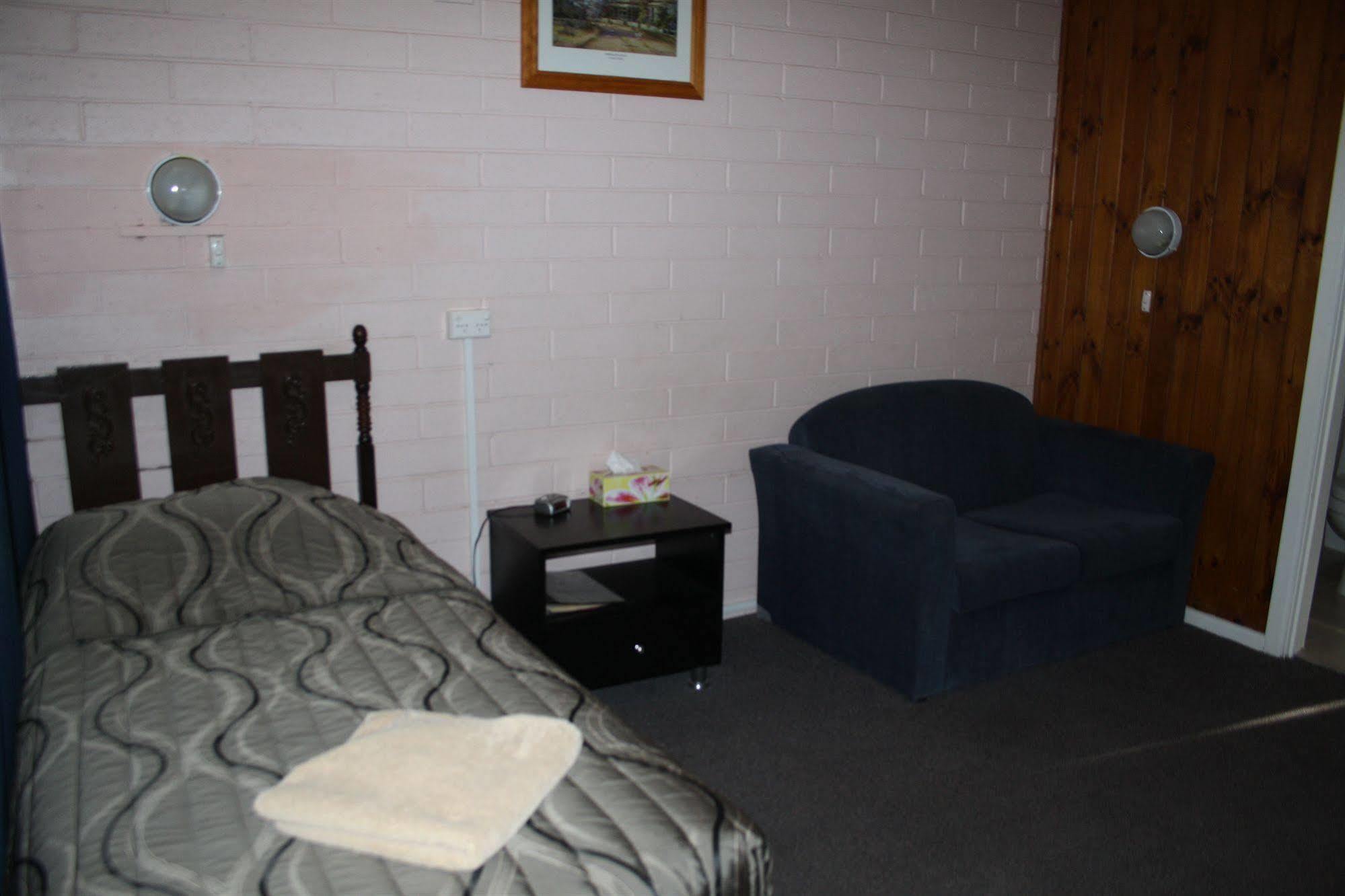 Nhill Oasis Motel Luaran gambar