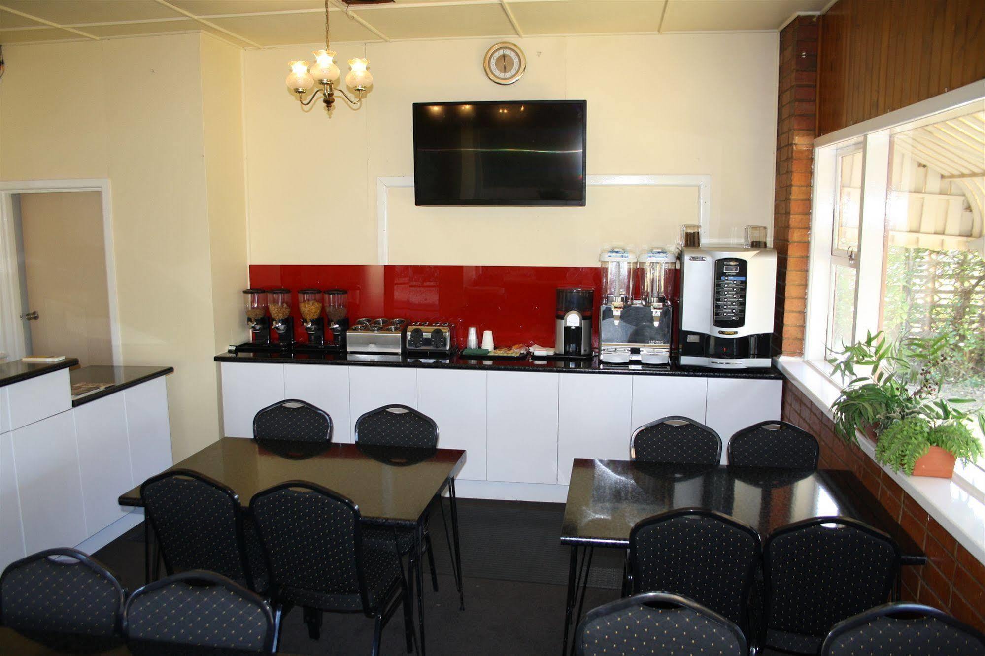 Nhill Oasis Motel Luaran gambar